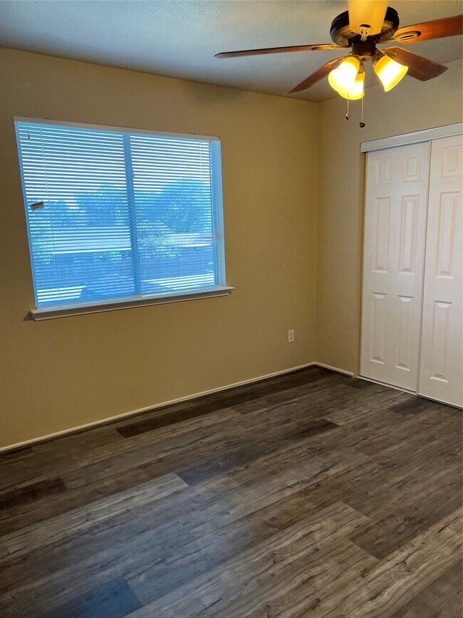 Building Photo - 819 Citation Dr