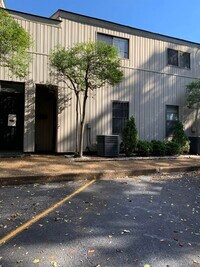 Building Photo - 154 N Auburndale St