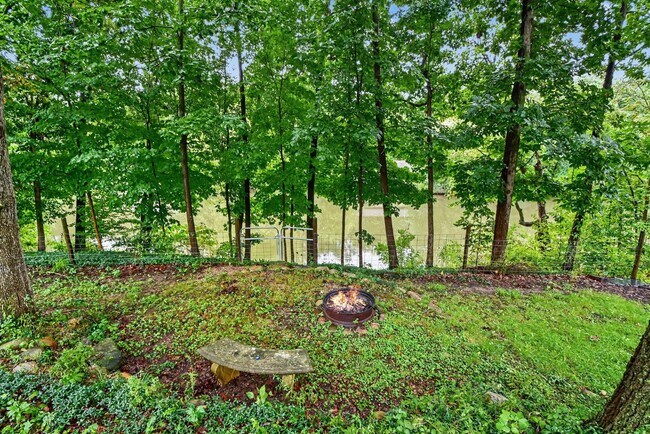 Building Photo - 7204 Thornapple River Ct SE