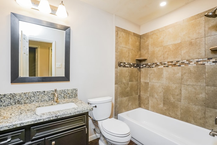 Building Photo - 152 Bastrop St