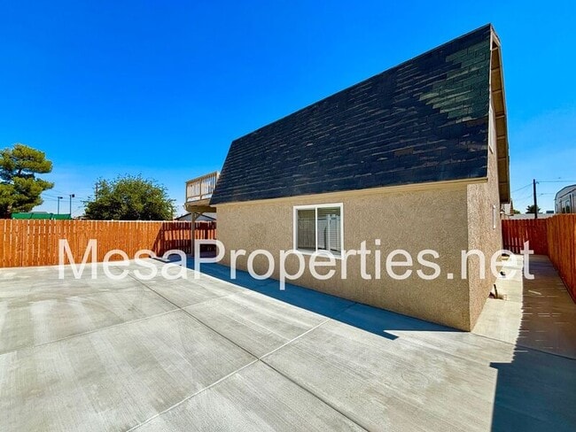 Building Photo - 8204 Kingston Ave