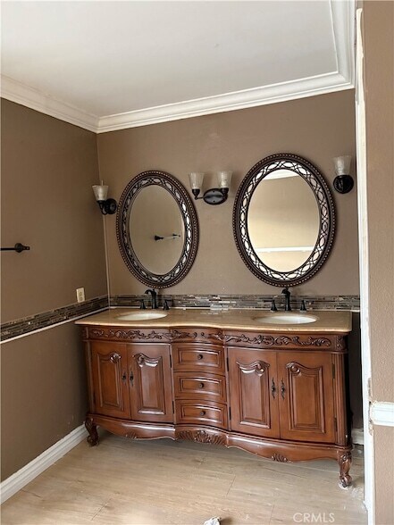 Building Photo - 4437 Lubbock Dr