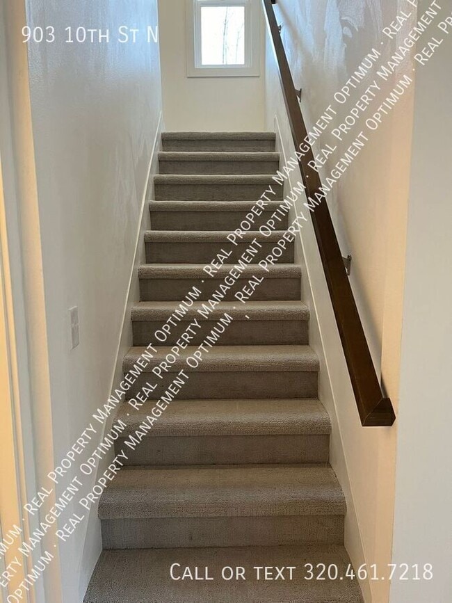 Building Photo - 903 10th St N