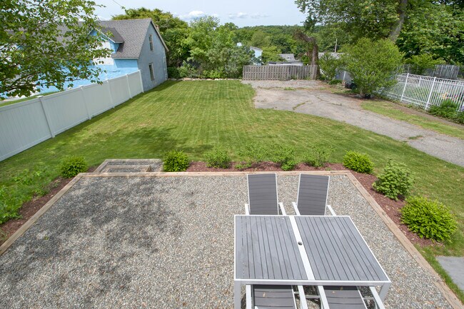 Building Photo - 55 Sherwood Ave