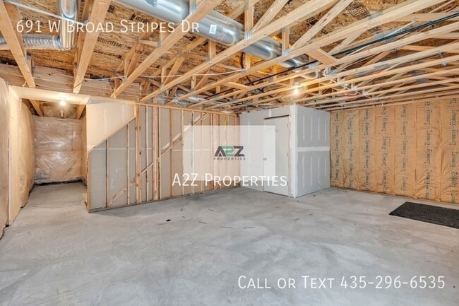 Building Photo - 691 Broad Stripes Dr