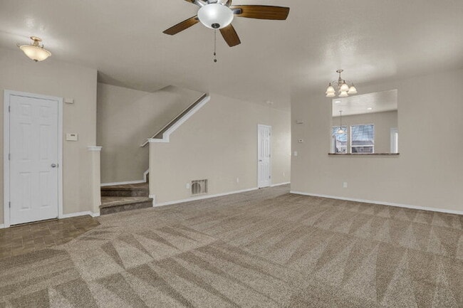Building Photo - Spacious 3-Bed End-Unit Townhome with Mountain Views Near Ft. Carson