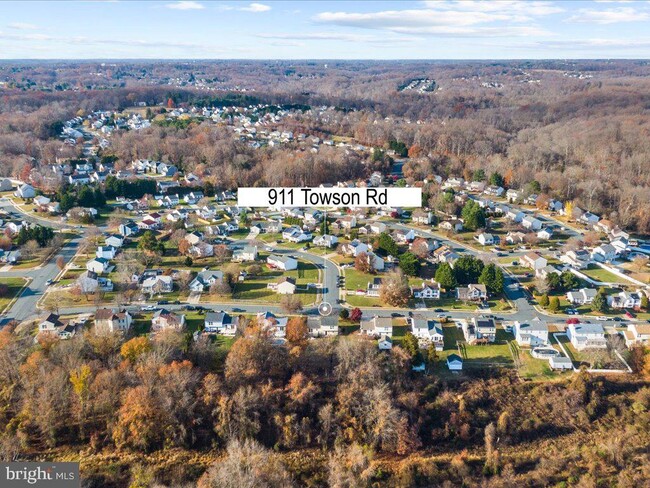 Building Photo - 911 Towson Rd
