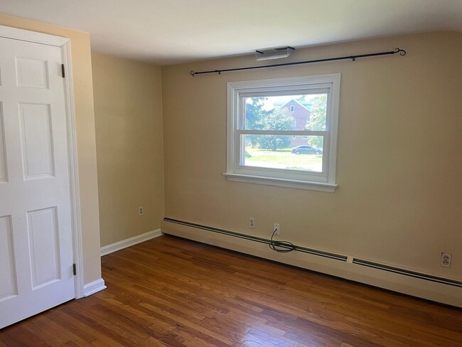 Building Photo - Beautiful 3 bedroom Home in Manheim Township!