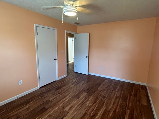 Building Photo - 111 David Dr