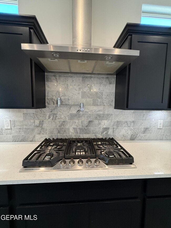 Building Photo - 13389 Carterton Ave