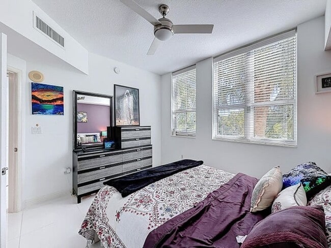 Building Photo - 450 N Federal Hwy