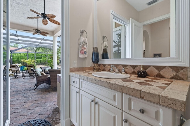 Building Photo - 7517 Hawks Landing Dr