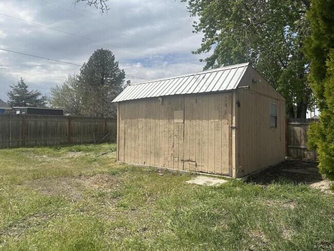 Building Photo - 125 Patton St