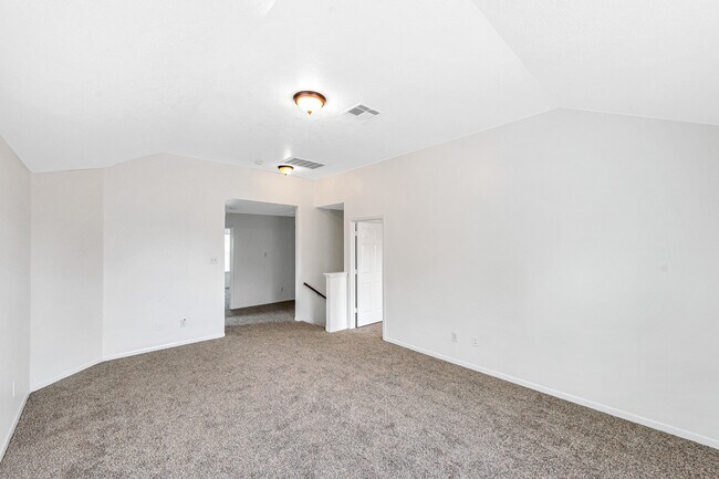 Building Photo - 19807 Byron Meadows Dr