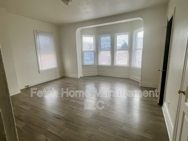 Building Photo - 123 S Richland Ave