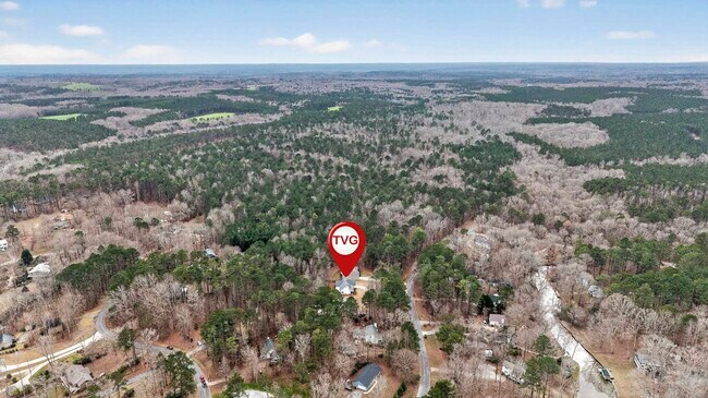 Building Photo - 155 W River Bend Dr