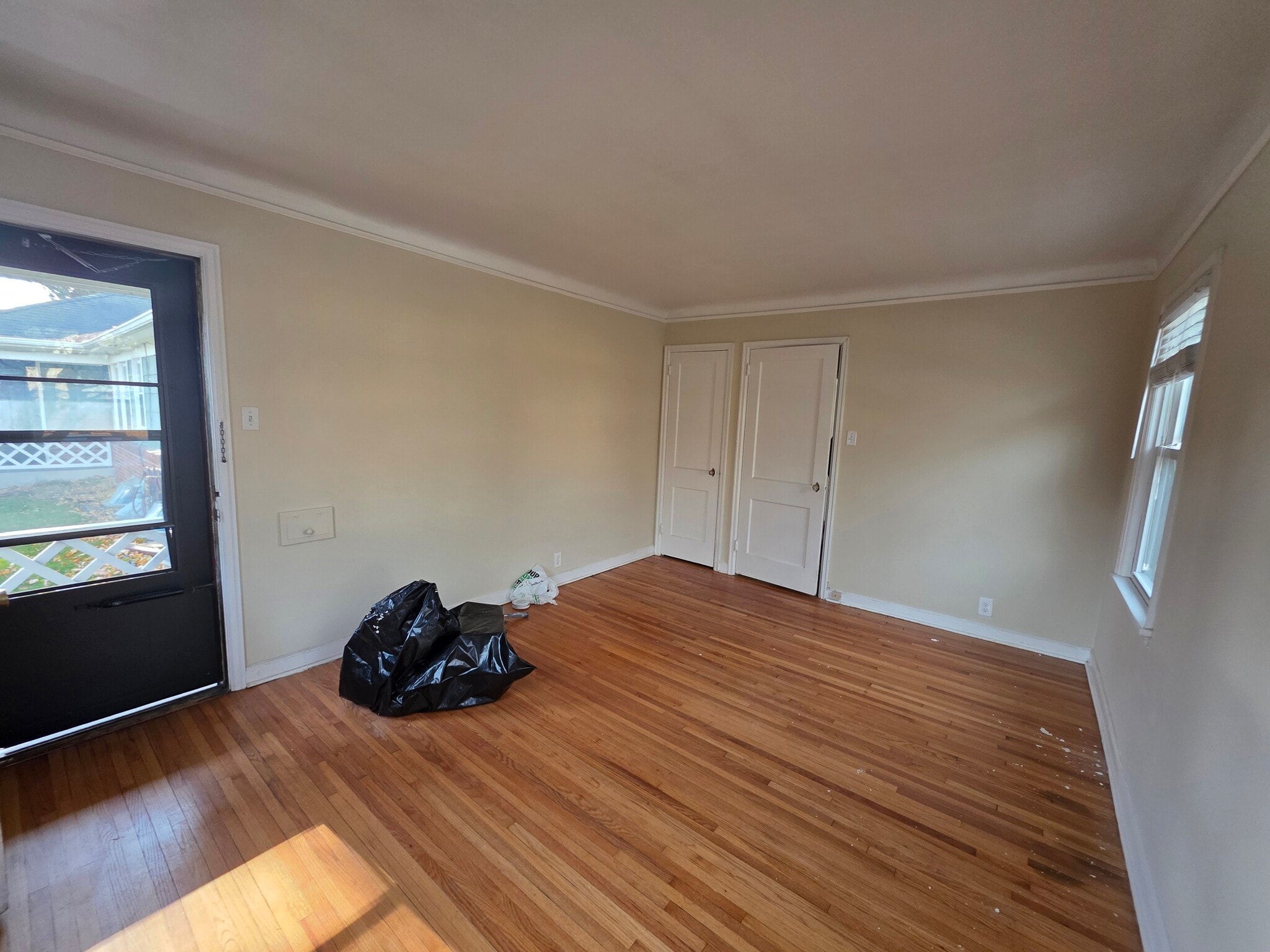 Building Photo - 2056 Bayard Ave