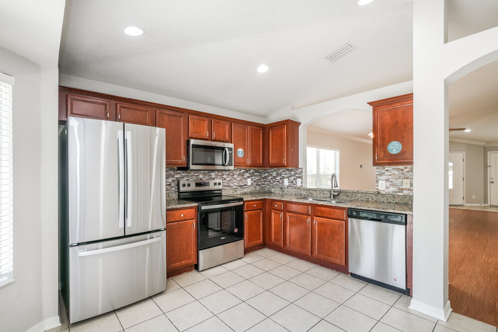 Building Photo - 18136 Cypress Bay Pkwy