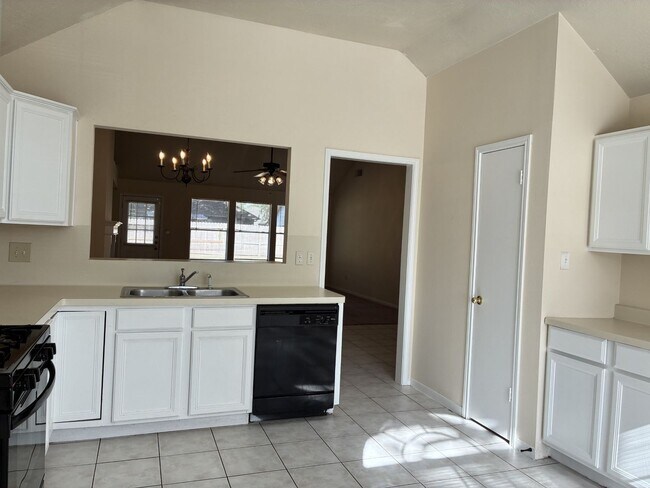 Building Photo - 11607 Lennington Dr