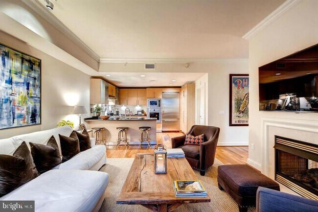 Building Photo - 801 Key Hwy