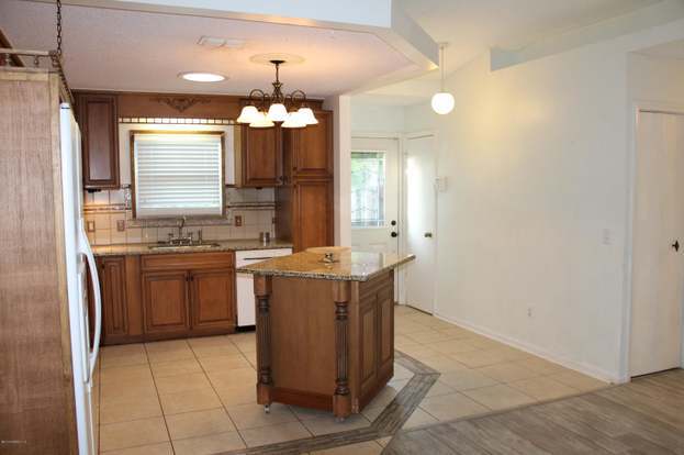 Building Photo - 1047 Hibiscus St