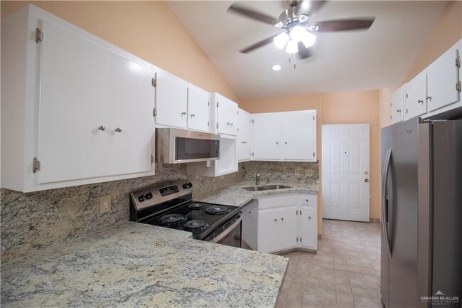 Building Photo - 1510 River Bend Dr