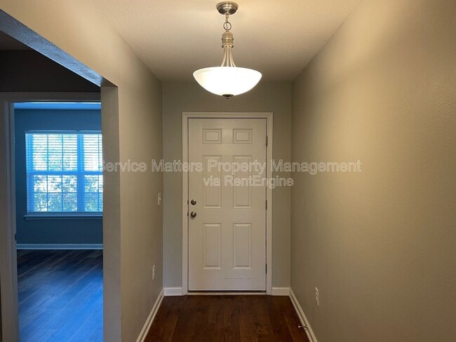 Building Photo - 3481 Quail Dr