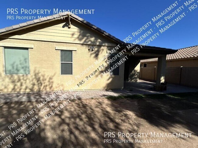 Building Photo - 2747 E Clifton Ave