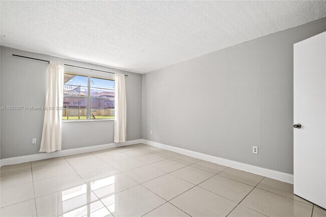 Building Photo - 301 NW 177th St