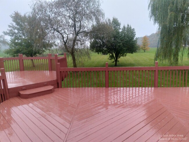 Building Photo - 5383 Textile Rd