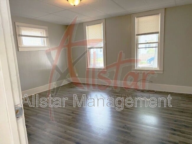 Building Photo - 3312 W 30th St