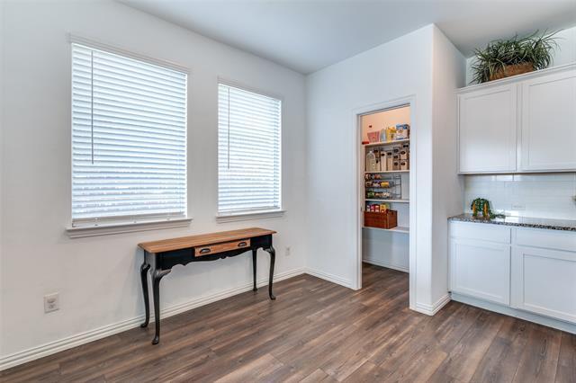 Building Photo - 843 Sitwell Dr