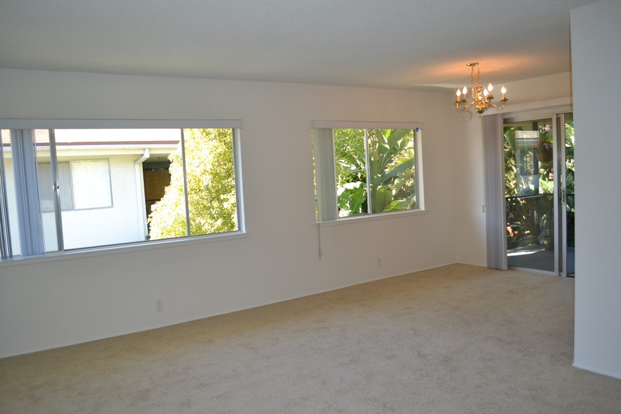 Living Room and Dining Area - The Royal Gardens