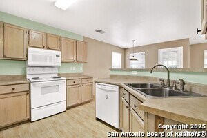 Building Photo - 9414 Gillcross Way