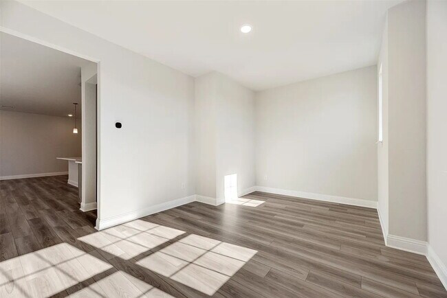 Building Photo - 3113 Buckeye St