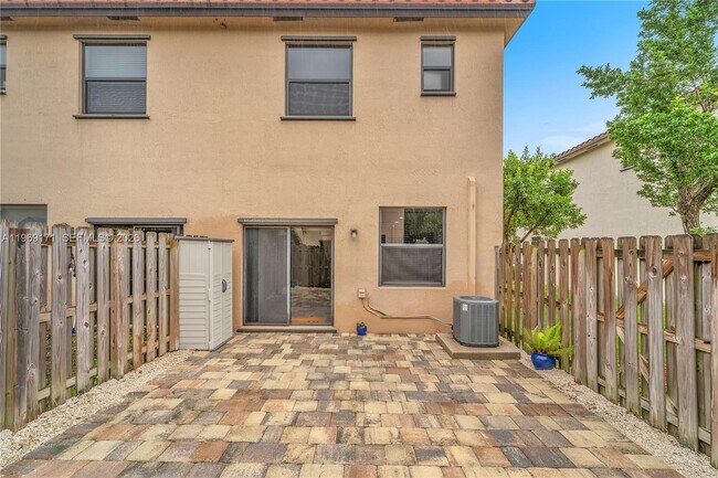 Building Photo - 11563 SW 248th Ln