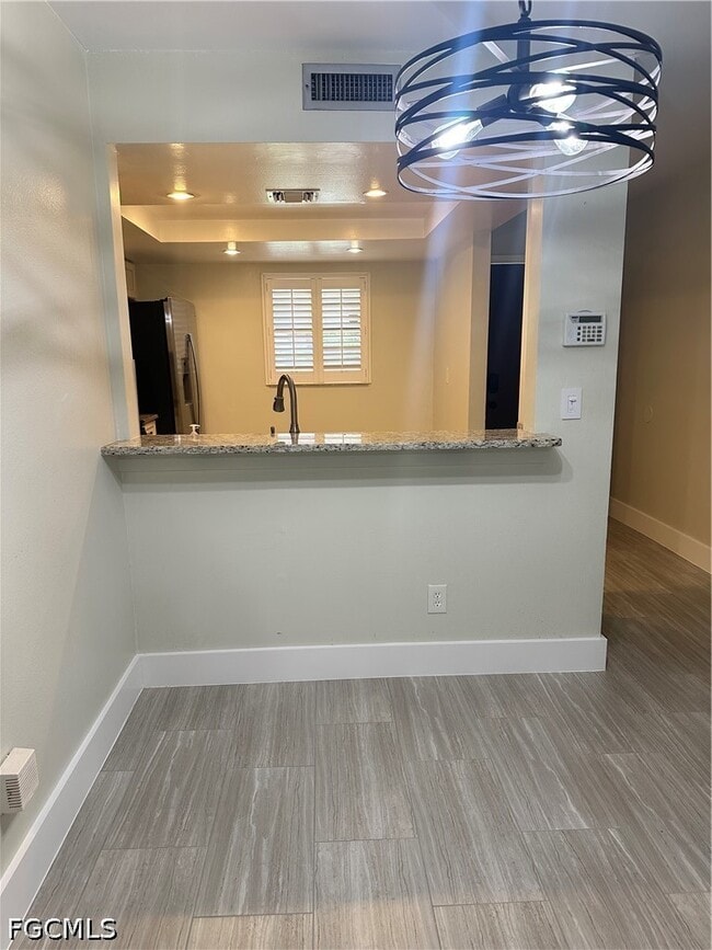 Building Photo - 6136 Whiskey Creek Dr