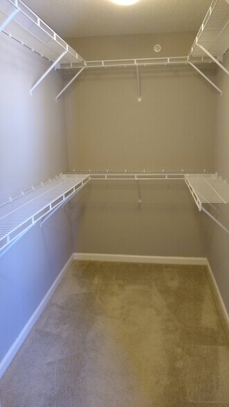 Building Photo - 6953 Archer Trl