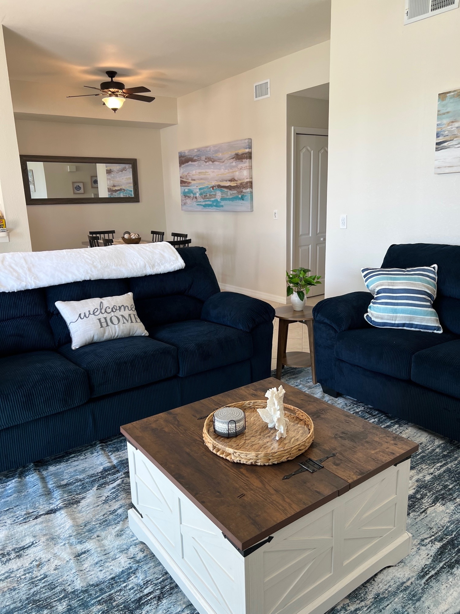 Building Photo - 16635 Lake Circle Dr