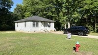 Building Photo - 615 Taylor Dr