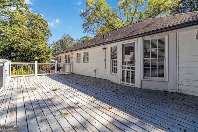 Building Photo - 1655 Broughton Ct