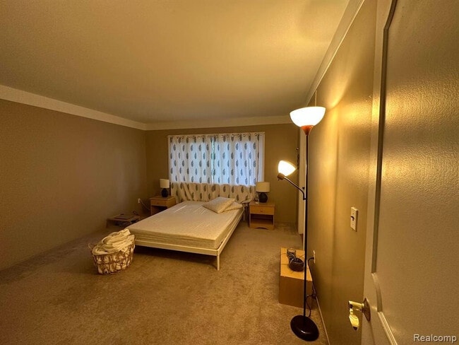 Building Photo - 22734 Chestnut Tree