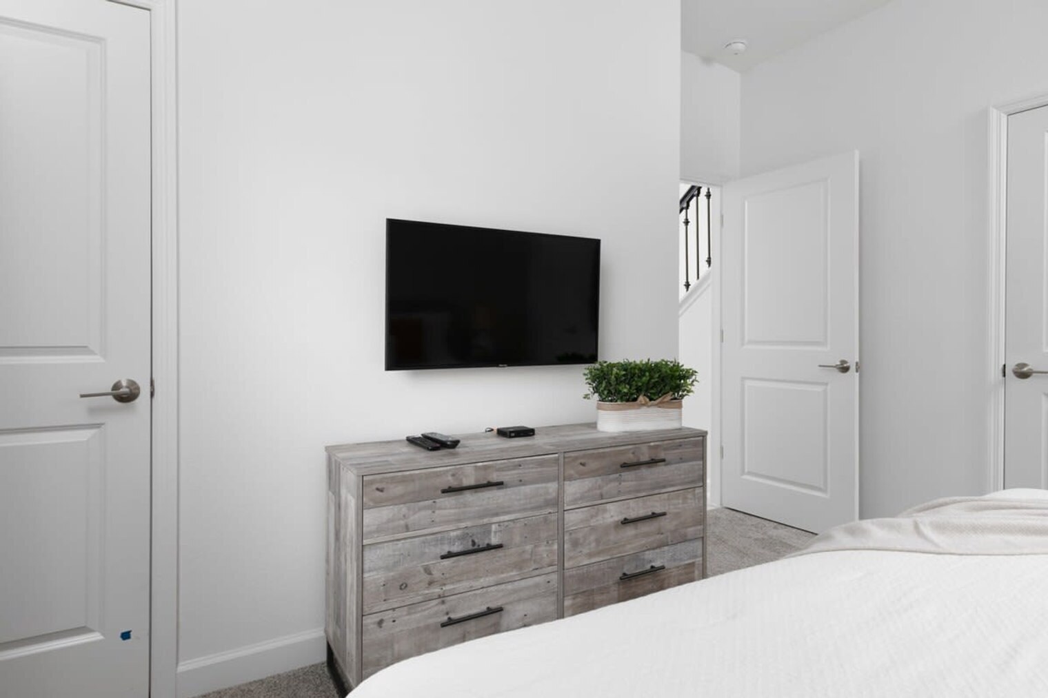 Building Photo - 994 Splash Shot Pl