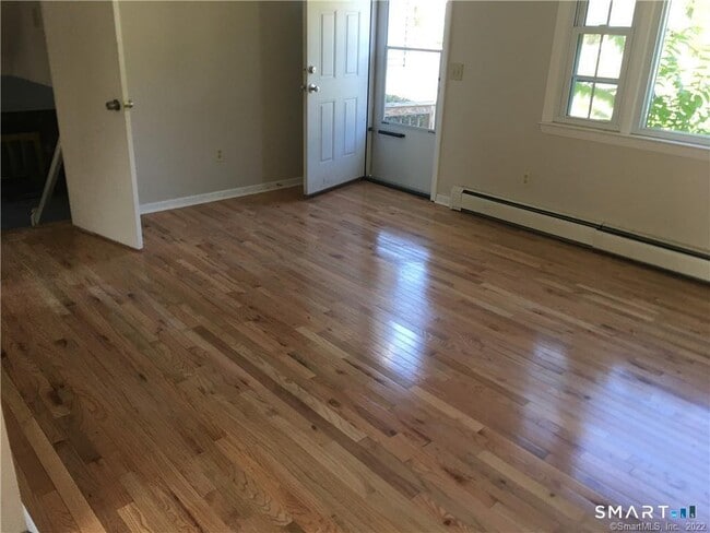 Building Photo - 49 Costanzo Ct