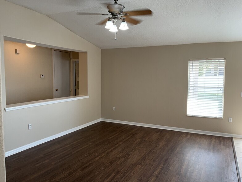 Building Photo - 7461 Hunters Greene Cir