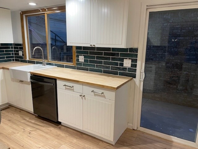 Building Photo - 7570 S Cove Cir