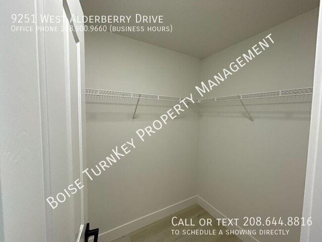 Building Photo - 9251 W Alderberry Dr