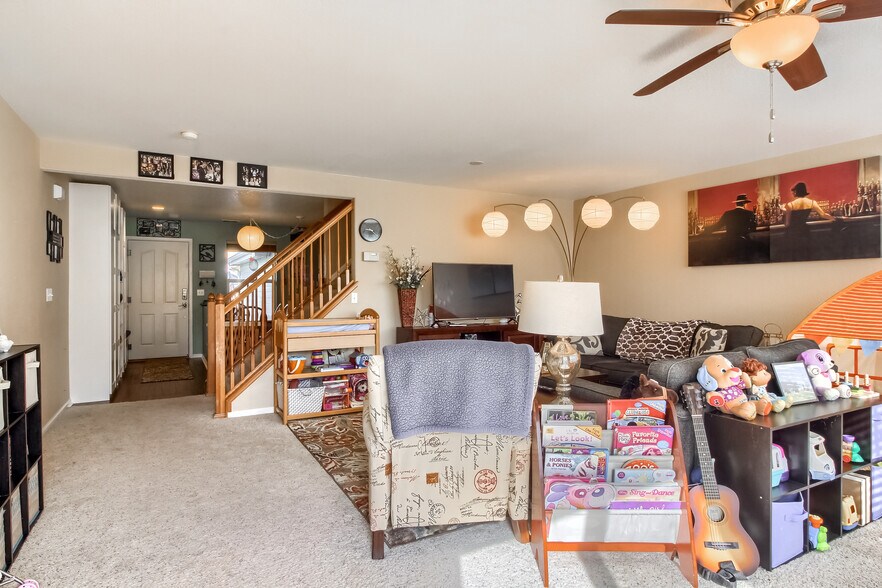 Building Photo - 345 Smith Cir