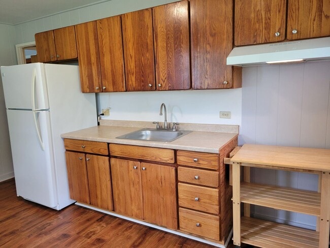 Building Photo - L658ach