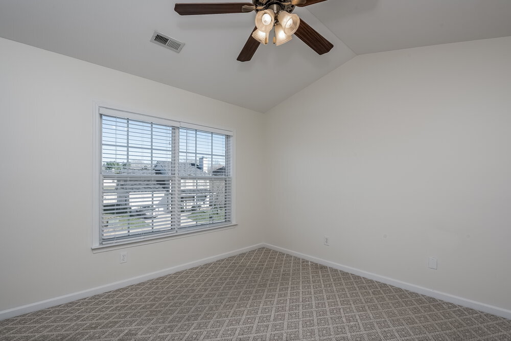 Building Photo - 5010 Stowe Derby Dr